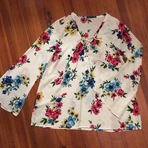 Floral long sleeve blouse